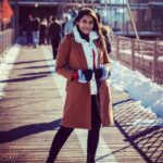 Pooja Jhaveri Instagram - Thank you @wordsmithkris for these beautiful pictures ! . . #newyork #newyorkcity #usa #brooklyn #brooklynbridge #photoshoot #photoshootdiaries #bombaytobrooklyn #mumbaitomanhattan #travelgram #traveldiaries #hooiday #vaccation #traveller #travelgirl