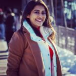 Pooja Jhaveri Instagram - Thank you @wordsmithkris for these beautiful pictures ! . . #newyork #newyorkcity #usa #brooklyn #brooklynbridge #photoshoot #photoshootdiaries #bombaytobrooklyn #mumbaitomanhattan #travelgram #traveldiaries #hooiday #vaccation #traveller #travelgirl