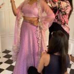 Pooja Jhaveri Instagram - Some Collaborations are Loveee ❤️ . . #colourmepink with Dress : @thecfactory Jwellery : @aquadiamondandjewels Styled by : @oyindrilarayghoshofficial MUAH : @pranathibandi Shoot with : @shareefnandyala #collabaration #collabs #dmforcollabs #follow #photoshoot #indian #fashionjwellery #fashion #fashionblog #indianattire #poojajjhaveri #poojajhaveri #photoshootideas #trending #trendingreels