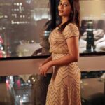 Pooja Jhaveri Instagram - Unsure of what do I like more… The view, the dress, or this city ! . . #newyorkdiaries Hotel : @millenniumhiltonnyc1un Dress : @adriannapapell City : @nycityworld . . #newyorkcity #newtorker #nyclives #fashion #fashionista #fashionblogger #fashionstyle #ootd #ootdfashion #whattowear #dresses #gown #partywear #proposaldecor #newyork_instagram #usa #traveller #lover #2022 Millennium Hilton New York One UN Plaza