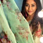 Pooja Jhaveri Instagram - Let the eyes do the talking ! #sareegameonpoint . . . #sneakpeek #sareelove #indianwear #indian #loveforsaree #southindianactor #actresshot #poojajjhaveri #poojajhaveri