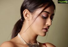 Pooja Jhaveri Instagram - What you wish to ignite in others, must first burn within yourself ! . . #passion #love #vibe #karma
