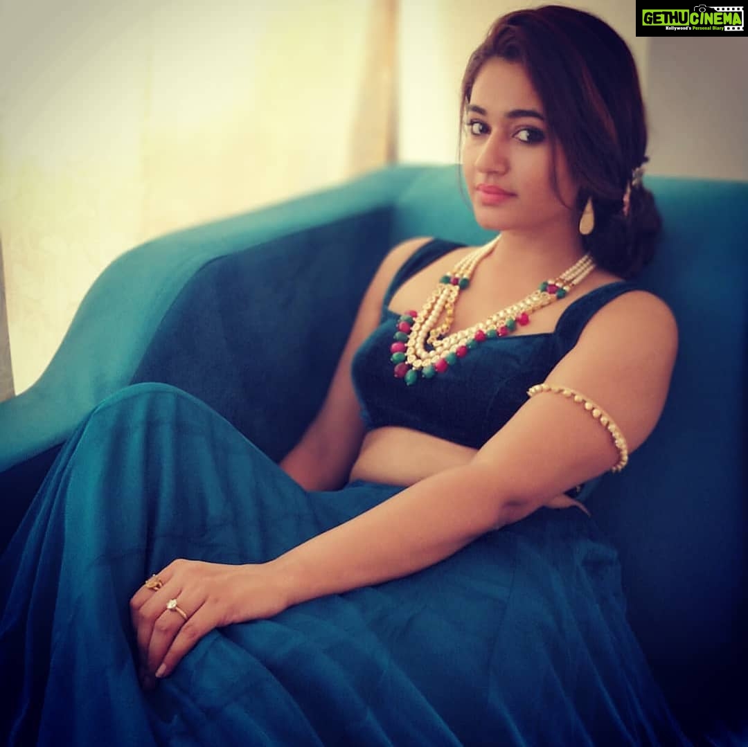 Poonam Bajwa Instagram - 📸📸@hairstylebynisha