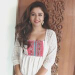 Poonam Bajwa Instagram - Happy Holi!!!! Hope you had a colourful day nd may your u have the most colourful life ahead !!! #happyholi# . . .📸📸@hairstylebynisha
