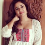 Poonam Bajwa Instagram - Happy Holi!!!! Hope you had a colourful day nd may your u have the most colourful life ahead !!! #happyholi# . . .📸📸@hairstylebynisha