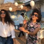 Poonam Bajwa Instagram - #slomos #sundancers#@aartichabria
