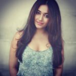 Poonam Bajwa Instagram - #dreamingawake# 📸📸@hairstylebynisha
