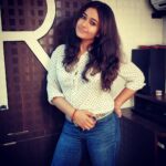 Poonam Bajwa Instagram - #postpackuppose😅#specialpartinaspecialmovie#deetscomingsoon#hyderabaddiaries❤📸 @hairstylebynisha