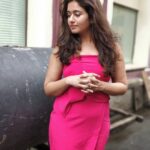 Poonam Bajwa Instagram - #whenilookawayiseeyou #📸photo @hairstylebynisha
