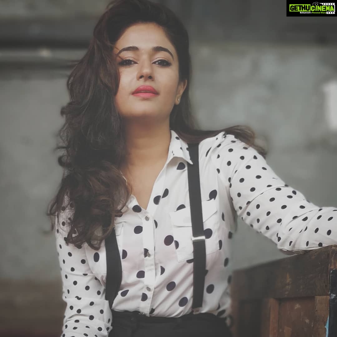 Poonam Bajwa Instagram - 📸@hairstylebynisha