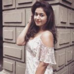 Poonam Bajwa Instagram - 📸@hairstylebynisha