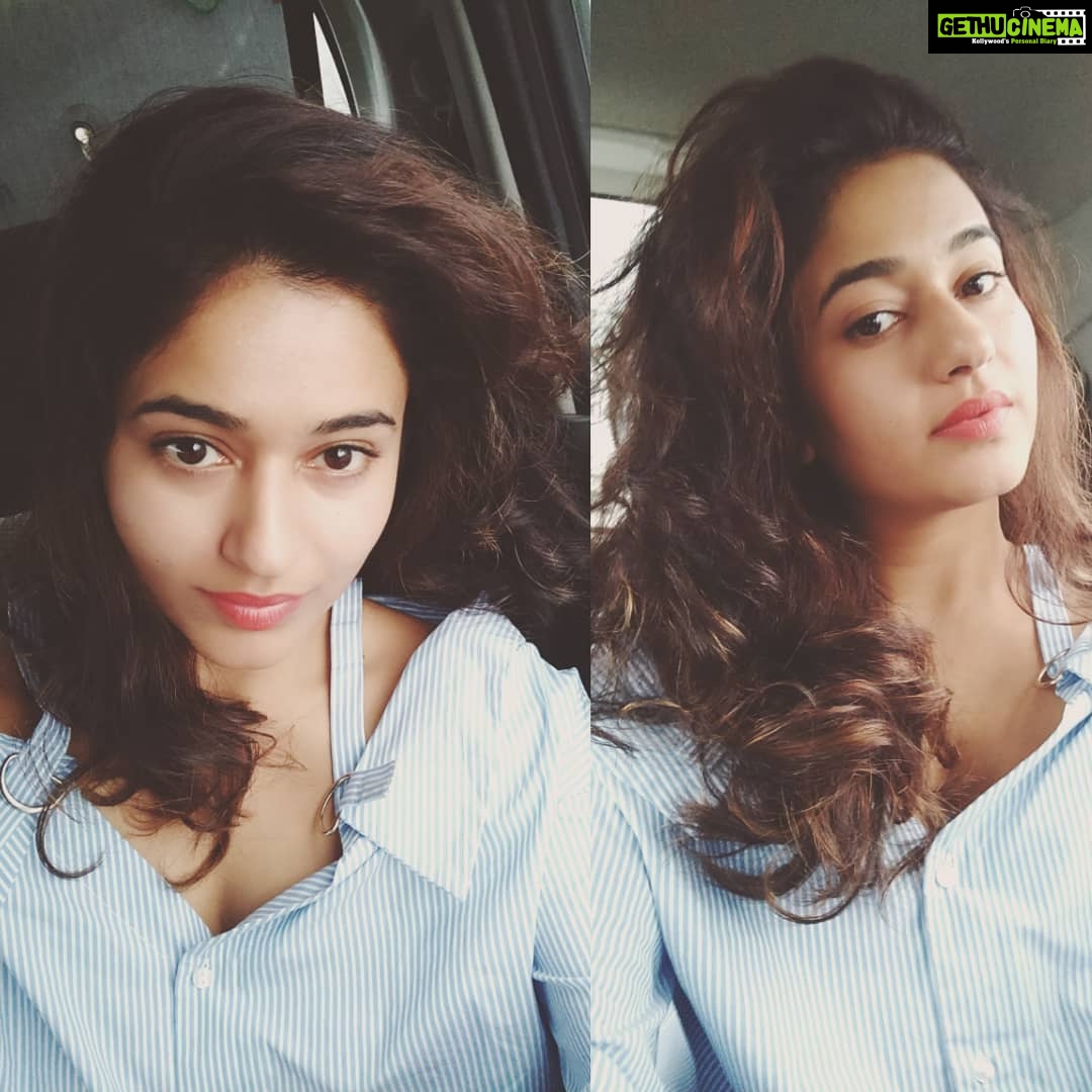 Poonam Bajwa Instagram - #cabrides#airporthopping#hyderabaddiaries