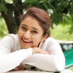 Poonam Bajwa Instagram - #hellohello#sundayvibes#happyplace Click @hairstylebynisha
