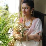Poonam Bajwa Instagram -