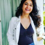 Poonam Bajwa Instagram - #laughtrip#inbetweenclicks#@hairstylebynisha