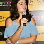 Poonam Bajwa Instagram -