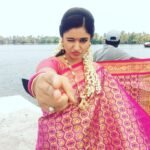 Poonam Bajwa Instagram - Hands up!!