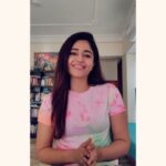 Poonam Bajwa Instagram – New framework for resolutions.
(1) Celebrate the small wins
(2) Pat yourself on the back
(3) Be kind . Especially with yourself
(4) Remember you are human.
(5)If you fall back ,start again
(6) Every moment is a new possibility.No real need to wait for new year’s to implement changes.Now could be a great time to start.
