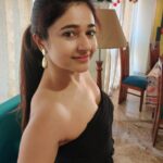 Poonam Bajwa Instagram – 🖤🖤🖤🖤🖤
📸@@@suneel1reddy