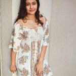 Poonam Bajwa Instagram – 🌼🌼🌼