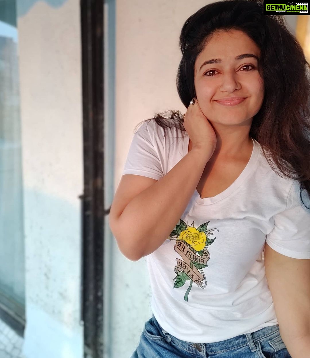 Poonam Bajwa Instagram - 💗💗💗💗💗💗💗