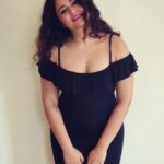Poonam Bajwa Instagram - #reallynowordsneededthough🌞 📸@hairstylebynisha