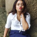 Poonam Bajwa Instagram - #tbt#sometimebeforenow# . @hairstylebynisha