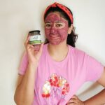 Poonam Bajwa Instagram – @aara_organics 
My favourite face pack !
Here I’m giving review about this product after usage of 2 weeks…
 Best face pack for skin brightening
 complete with all natural scent of  rose …smells absolutely divine! loved this!❣️

Check out @aara_organics