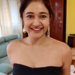 Poonam Bajwa Instagram – 🖤🖤🖤🖤🖤
📸@@@suneel1reddy