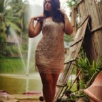 Poonam Bajwa Instagram - 🌼🌸🌺#hazes .📸🖤@hairstylebynisha
