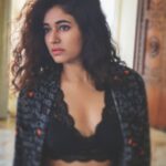 Poonam Bajwa Instagram - #photogallerystroll#randomthrowbacks . @hairstylebynisha
