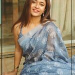Poonam Bajwa Instagram - #photogallerystroll#randomthrowbacks . @hairstylebynisha