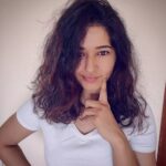 Poonam Bajwa Instagram – 🍀✨✨✨#howgoodcanitget
 @hairstylebynisha