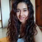 Poonam Bajwa Instagram - 🍀#mondaynoonmood#newweekahead