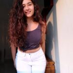 Poonam Bajwa Instagram - #goodmorningworld🌎