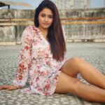 Poonam Bajwa Instagram - 🖤🖤🖤🖤 📸@hairstylebynisha