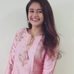Poonam Bajwa Instagram - #ilookawayforonemoment 📸@hairstylebynisha