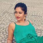 Poonam Bajwa Instagram - 💚💚💚💚💚 . @hairstylebynisha
