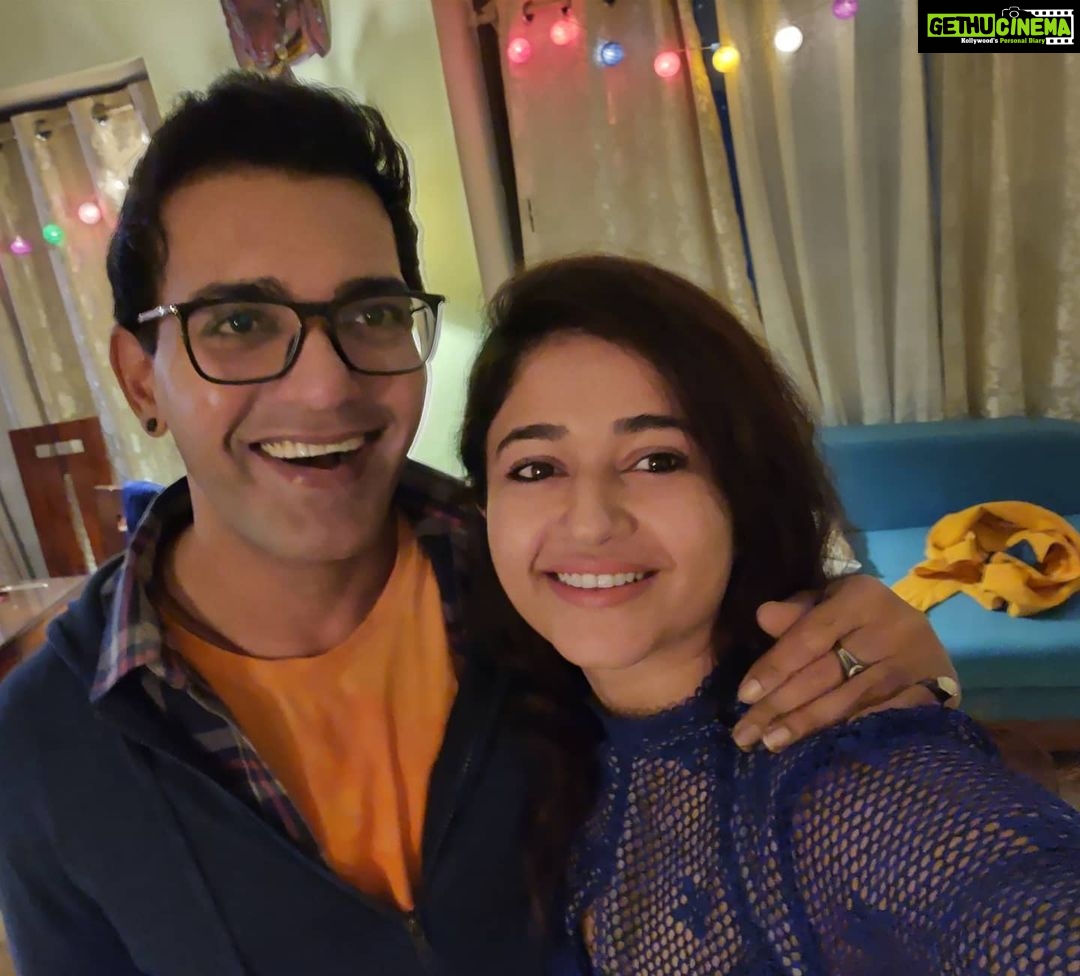 Poonam Bajwa Instagram - Wish you absolute happiness this new yearππππ@suneel1reddy !#happynewyear2021#mayitkeepgettingbetter# Mumbai, Maharashtra