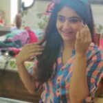 Poonam Bajwa Instagram - #methodicalmadness#messyplayfun#december2 📸@hairstylebynisha