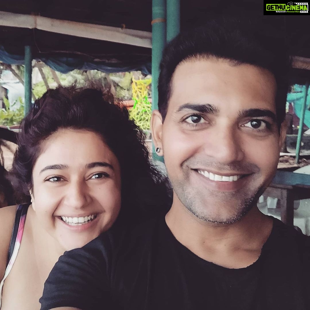 Poonam Bajwa Instagram - Birthday greetings๐ค๐ค๐ค@suneel1reddy!!!To My roots, my ground and my wings!Happy Happy Birthday to this handsome guy, beautiful soul, my partner in crime,life mate, romantic date,play mate ,soul mate,my co creator in all dreams gigantic,all moments magical!! I intend for you, all the happiness ,joy, good health,excitement love ,fun, frolic ,travel from this moment on, forever! Many many happy returns of the day booboo! !! I love you more than words could ever say ! P.s.much as I never believed in pda ,esp on IG,the bug has gotten to me and here it is .๐๐๐๐ Hyderabad