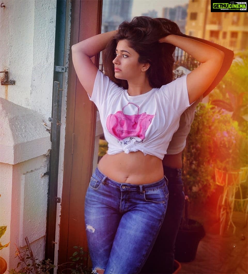 Poonam Bajwa Instagram - 💫🌠✨ . 🖤@hairstylebynisha