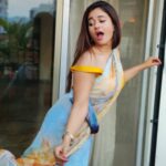 Poonam Bajwa Instagram - Happy International Friendship Day❣️❣️💛🌻🪐🌞🌞🌞🌞🌞 . 📸@hairstylebynisha