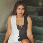 Poonam Bajwa Instagram - ✨✨✨🪐🪐🦋🧡 🖤🪐@hairstylebynisha