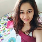 Poonam Bajwa Instagram - #crayonbox#coloringbook#happynostalgia#💫💫💫 Any expert fun suggestions for passing time?