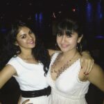 Poonam Bajwa Instagram - 💞💞 @kamana10 #Tbt #longbeforelockdown