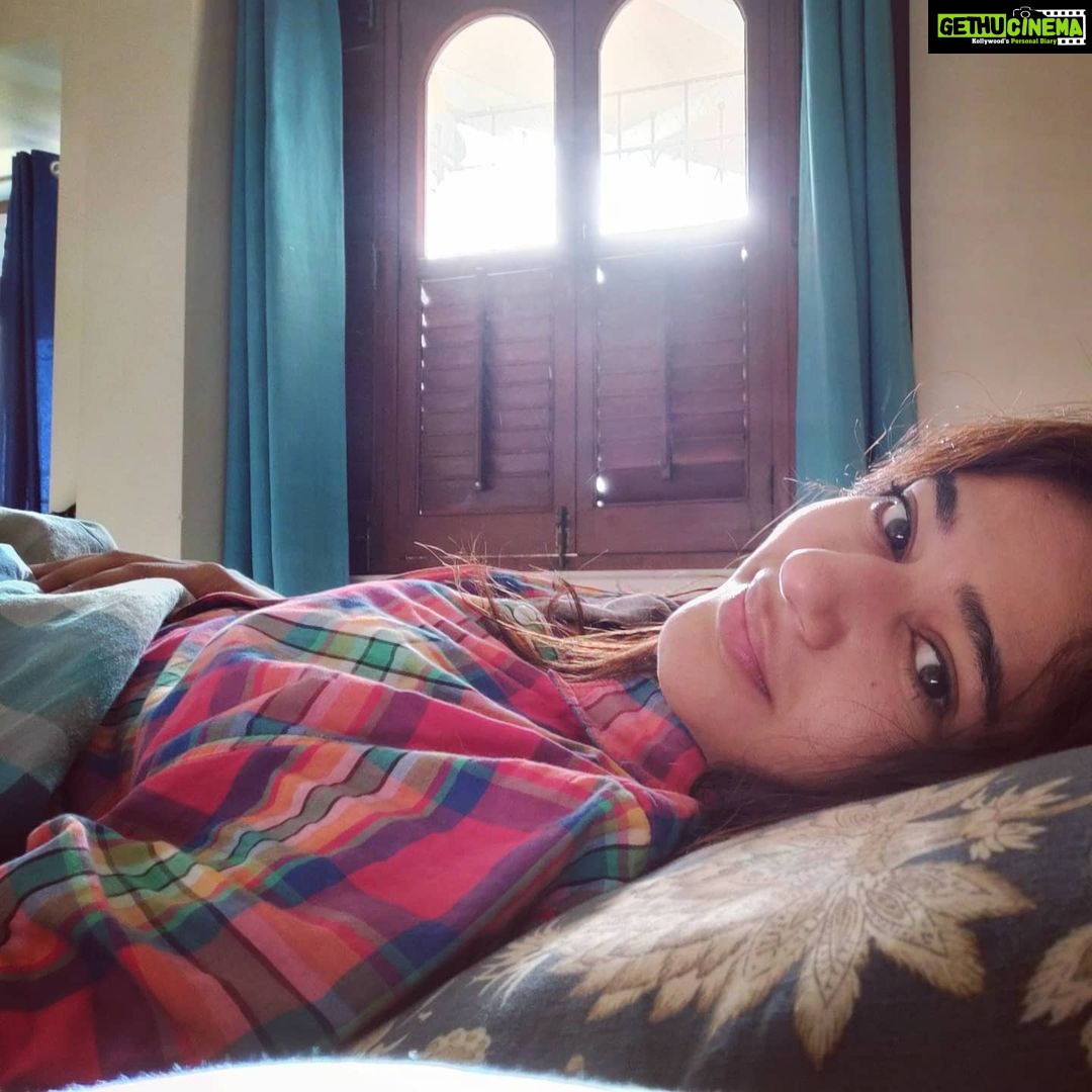 Poonam Bajwa Instagram - #isitsundaytoday ...or #wasitsundayyesterday ?