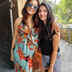 Poonam Bajwa Instagram - 💞💞@deepikabajwa💞💞#siblingsaturday❤️# #sisteract#mumbaiafternoon# 📸📸@suneel1reddy