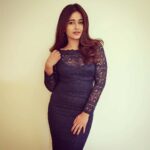 Poonam Bajwa Instagram - #lacedwithlove#💕💕💕💕💕💕💕💕💕💕💕💕💕💕💕💕💕💕❤❤❤❤💕💕💕💕💕💕 📸📸🖤🖤@hairstylebynisha