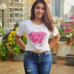 Poonam Bajwa Instagram - #riseandshine☀️#morningworld 🖤🖤📸📸@hairstylebynisha